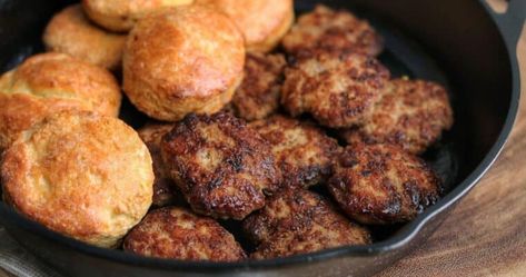 You searched for chicken sausage - Kinda Healthy Recipes Turkey Sausage Recipe, Chicken Breakfast Sausage, Ground Chicken Recipes Healthy, Mason Woodruff, Breakfast Sausage Seasoning, Turkey Sausage Recipes, Alpha Gal, Homemade Breakfast Sausage, Sausage Seasoning