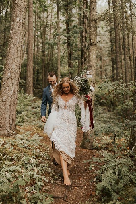 Barefoot bride walking through the forest with her new groom | Image by The McLachlans Barefoot Wedding Ideas, Casual Garden Wedding, Magical Garden Wedding, Eclipse Wedding, Forest Wedding Photos, Forest Bride, Woods Wedding Photos, Forest Wedding Photography, 2026 Wedding