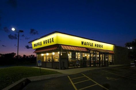 Mason Ohio, Wolf Lodge, Great Wolf Lodge, Waffle House, Hampton Inn, Cincinnati Ohio, Best Restaurants, Columbus, Cincinnati