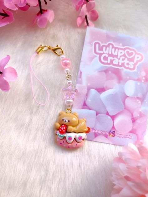 🍓 Sweet Kawaii Cupcake Bear Phone Charm 🍓  Treat yourself or a loved one to this delightful pastel phone charm! Featuring an adorable bear with a strawberry cupcake design, this cute accessory adds a touch of sweetness to your day. Perfect for decorating your phone, keys, or bag! Cupcake Bear, Pastel Desserts, Strawberry Cupcake, Kawaii Strawberry, Strawberry Gifts, Bear Keychain, 9 December, Strawberry Cupcakes, Cute Pastel