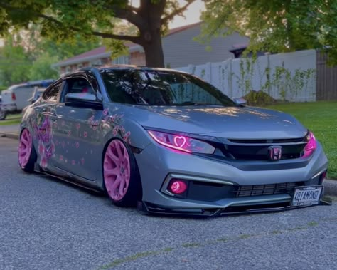 Honda Civic 2014 Modified, 2002 Honda Civic Modified, 2015 Honda Civic Modified, Girly Honda Civic, Honda Accord Decorations, Honda Civic 2019 Modified, Honda Civic Wrap Ideas, Modified Street Cars, Modded Civic