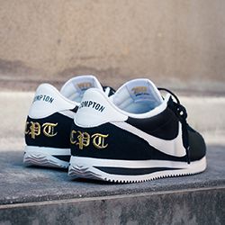 The NIKE CORTEZ NYLON PREMIUM COMPTON pays homage to one of the most celebrated cities in hip hop...  The first masterpiece from the veteran track and field coach turn Nike innovator Bill Bowerman, the Cortez was a pioneering addition to the footwear world when it first landed in 1972. Making wa Lowrider Clothing, Track And Field Coach, Cortez Nike, Jhay Cortez, Bill Bowerman, Nike Cortez Shoes, Cortez Shoes, Mens Accessories Necklace, Nike Footwear