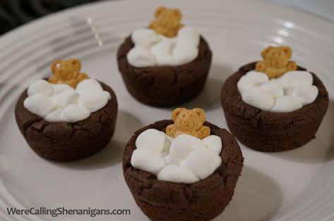 Teddy Graham Smores Bathtub Teddy Graham Dessert Ideas, Teddy Gram Desserts, Teddy Graham In A Blanket, Teddy Graham Desserts, Teddy Bear In A Blanket Dessert, Teddy Grahams In A Blanket, Teddy Graham Smores, Teddy Graham Snack Ideas, Teddy Graham Cake