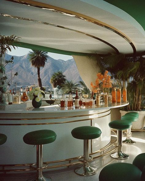 Luxury 70s Interior, 80s Florida Aesthetic, 80s Miami Aesthetic Home, Seventies Interior Design, 80s Home Interior, 80s Luxury Interior, 80s Interior Design, 80s House, 60s Home