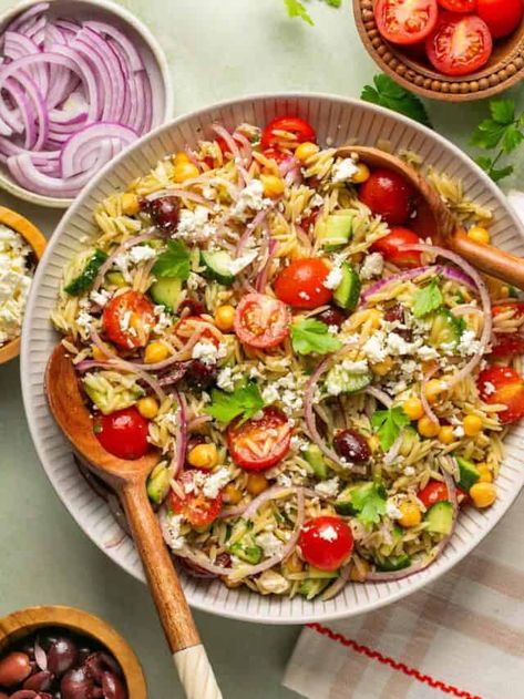 Mediterranean Chickpea and Orzo Pasta Salad | Lauren Fit Foodie Chickpea Orzo, Lauren Fit Foodie, Mediterranean Chickpea, How To Cook Orzo, Orzo Pasta Salad, Fit Foodie, Orzo Salad, Orzo Pasta, Perfect Side Dish