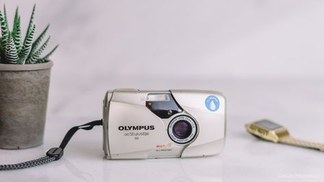 Olympus Film Camera, Frozen Ocean, Olympus Mju Ii, Olympus Mju, Tiny Camera, Nice Life, Camera Reviews, Shoot Film, Diy Candy