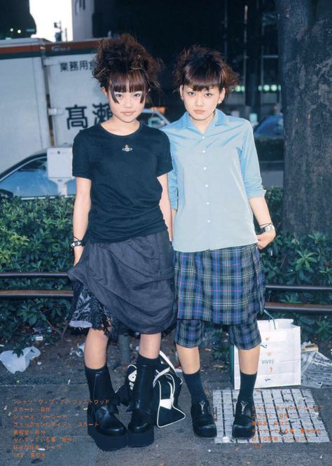 Harajuku 90s Fashion, Shoichi Aoki, 90s Harajuku, Japanese Fashion Magazine, Fruits Magazine, Harajuku Tokyo, 일본 패션, Harajuku Fashion Street, Tokyo Fashion