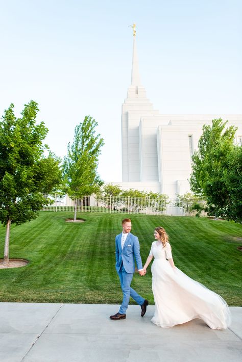 Davis + Brittney - Rexburg Temple First Look Formal Session Veil And Wedding Dress, Long Cathedral Veil, Rexburg Temple, Rexburg Idaho Temple, Lds Temple Marriage Photography, Logan Temple Wedding Pictures, Mt Timpanogos Temple Wedding, Pocatello Idaho Temple, Idaho Falls Temple