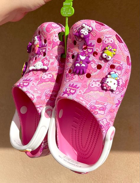 Kuromi Crocs, Hello Kitty Crocs Aesthetic, Hello Kitty Crocs Jibbitz, Sanrio Crocs Aesthetic, Sanrio Crocs, Sanrio Crocs Jibbitz, Hello Kitty Charms For Crocs, Hello Kitty Crocs, Croc Ideas