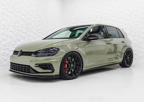 Polo Car, Golf 7 Gti, Vw Ideas, Gti Mk7, Mk6 Gti, Audi Tt Rs, Luxury Car Interior, Volkswagen Car, Volkswagen Golf Gti