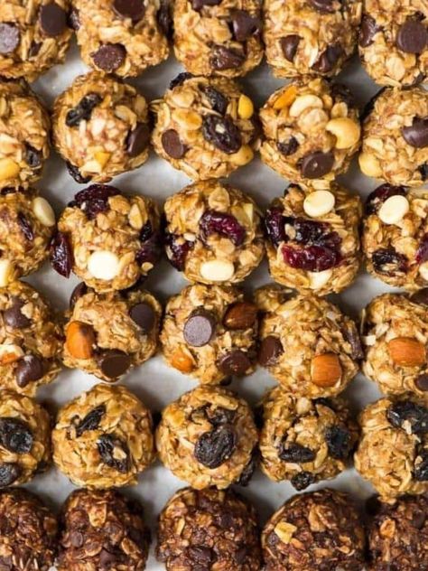 Mediterranean Diet Dessert Recipes, Diet Dessert Recipes, Oatmeal Energy Balls Recipe, Mediterranean Diet Snacks, Well Plated, Diet Desserts Recipes, Energy Ball Recipe, Yummy Healthy Snacks, Diet Desserts