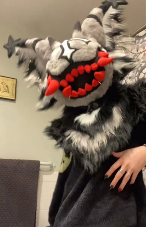 Bad Fursuits, Gecko Fursuit, Fursuit Unique, Cerberus Fursuit, Crocodile Fursuit, Screech Fursona, Partial Fursuit Outfits, Skunk Fursuit, Spider Fursuit