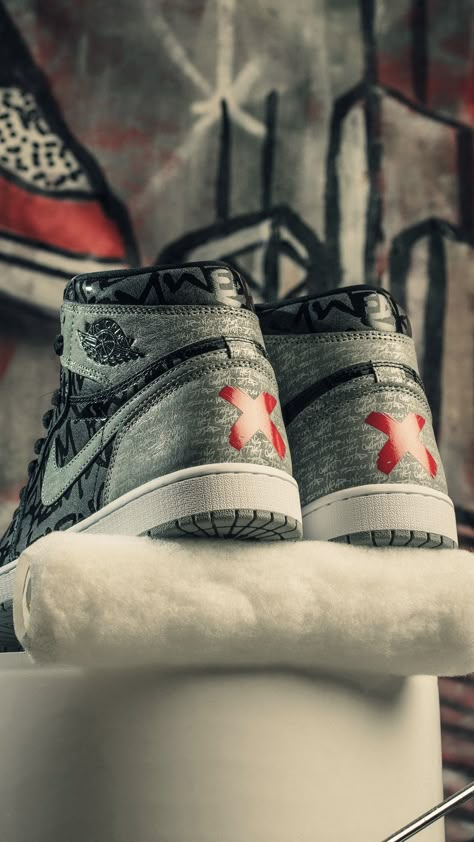 Jordan 1 High Wallpaper, Custom Jordan 1 High, Jordan 1 Photography, Jordan 1 Off White Wallpaper, Rebellionaire Jordan 1, High-top Leather Jordan Shoes For Streetwear, Air Jordan 1 Shattered Backboard, Air Jordan 1 Dior, Bunny Shoes