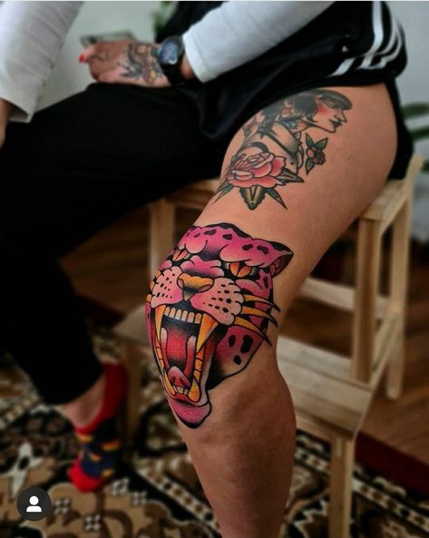 200+ Best Knee Tattoos Designs With Pictures (2023) - TattoosBoyGirl Tattoo Bein Frau, Knee Tattoos, Traditional Tattoo Inspiration, Full Leg Tattoos, Pink Tattoo, Panther Tattoo, Muster Tattoos, Tattoos Geometric, Omerta Tattoo