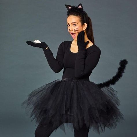 Middle School Dance Dresses, Easy Homemade Halloween Costumes, Halloween Costumes Kids Homemade, Karneval Diy, Black Cat Costume, Halloween Outfit Ideas, Cat Costume Diy, Middle School Dance, Cat Outfit