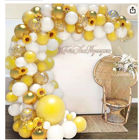 Bee Birthday Theme, Deco Ballon, Gender Reveal Party Supplies, Bridal Shower Balloons, Yellow Party, White Baby Showers, Yellow Birthday, Gold Confetti Balloons, White Confetti