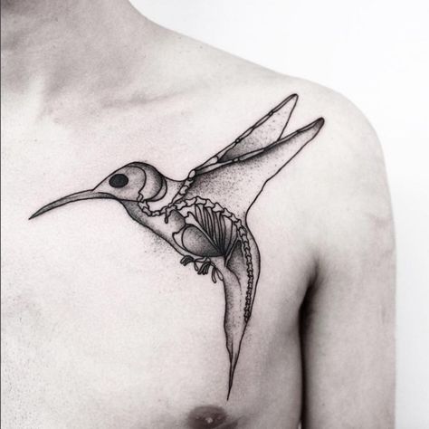 A very macabre little humming bird by Malvina Maria Wisniewska (IG—malwina8). #anatomical #dotwork #hummingbird #illustrative #MalvinaMariaWisniewska Antler Tattoos, Anatomical Tattoos, Skeleton Tattoos, Cool Chest Tattoos, Chest Tattoos For Women, Chest Piece Tattoos, London Tattoo, Shark Tattoos, Chest Tattoo Men