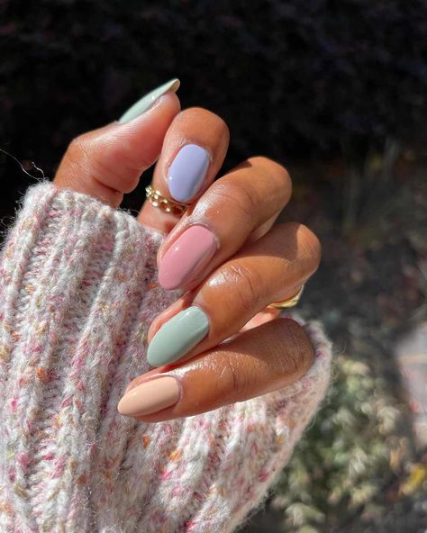 Pastel Nail Ideas, Nail Ideas For Spring, Sheer Polish, Gel French Manicure, Pastel Nail, Pink Aura, White Polish, Gel Designs, Nail Art Brushes