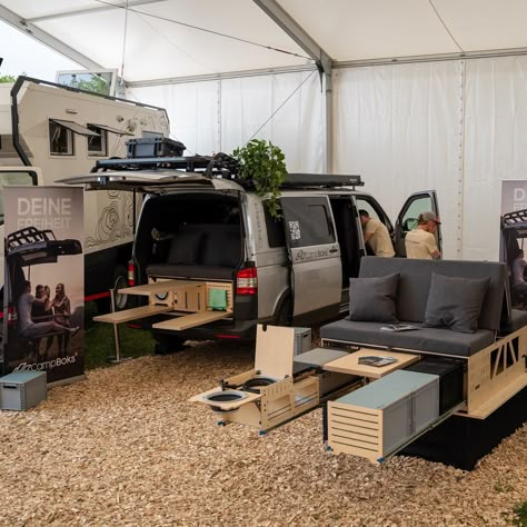 Campingbox von CampBoks ® (@campboks) • Fotos y vídeos de Instagram Camping Box, Build A Camper Van, Build A Camper, Travel Van, Drag Racing Cars, Hiking Backpack, Car Camping, Vw Bus, Land Cruiser