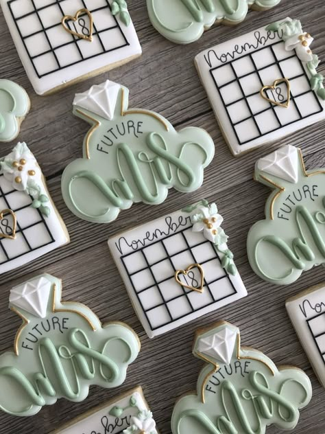 Wedding Calendar Cookies, Matcha Bridal Party, Bridal Brunch Cookies, Bridal Shower Cookie Ideas, Cute Royal Icing Cookies, Wedding Count Down Ideas, Bridal Shower Decorated Cookies, Wedding Shower Cookies Decorated, Wedding Shower Ideas Themed