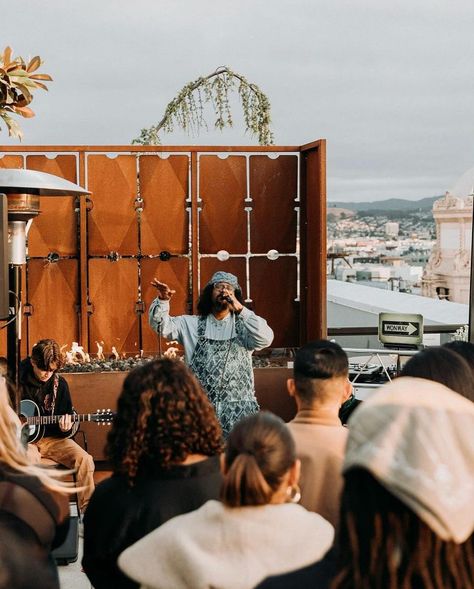 Community is 🤴 at @thelinehotel San Francisco. With 6,000 sq. feet of event space there’s always something goin’ on here. 🪩 The rooftop bar and solarium, Rise Over Run, has epic views of the skyline and yummy American-Asian small bites. 🍸 The Dark Bar lobby drink spot has a vibe that pays homage to the heritage of surrounding K-town. 💻 The communal table is the perfect spot to get some coworking done or chill out with other hotel guests. The energy of downtown flows through this hotels ... Rooftop Event, Communal Table, Hotel Guest, Rooftop Bar, Event Space, The Darkest, Hotel