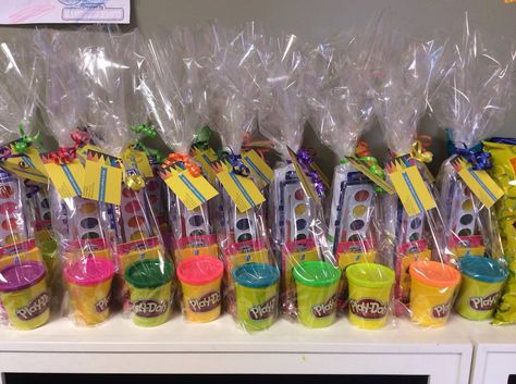 Pre K Goodie Bags, Cocomelon Birthday Party Favors, Party Favors For Toddler Birthday, Art Party Favors For Kids, Cocomelon Party Favor Ideas, Toddler Party Favor Ideas, Rainbow Birthday Party Favors, Cocomelon Party Favors, Party Favor Ideas For Kids