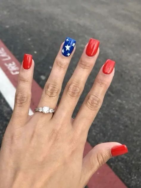 Stylish 4th of July Nail Designs: From Chic Simplicity to Timeless Elegance 2024 Patriotic Nails Design, Patriotic Nails, Usa Nails, Fourth Of July Nails, 4th Of July Nails, July Nails, Cute Gel Nails, Blue Nail, Star Nails