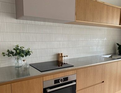 Gallery Listings Japandi Kitchen Splashback, Japandi Backsplash, Japandi Kitchen Backsplash, Vertical Kitchen Backsplash, Vertical Tile Backsplash, Scandinavian Kitchen Backsplash, Tiling Ideas, Popular Kitchen Designs, Modern Backsplash