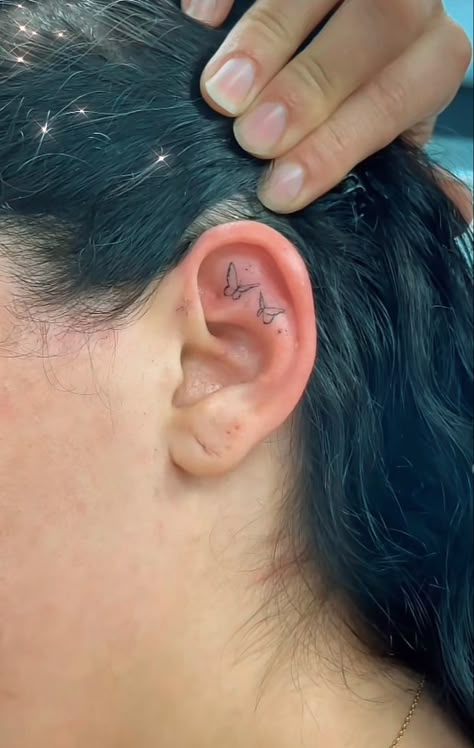 Cartilage Ear Tattoo, Be Hind The Ear Tattoo, Tattoo On Ear Cartilage, Ear Tattoo Aesthetic, Dragonfly Ear Tattoo, Ear Tattoos Women Inner, Inside Ear Tattoos For Women, Ear Tattoo Inner Simple, Ear Cartilage Tattoo