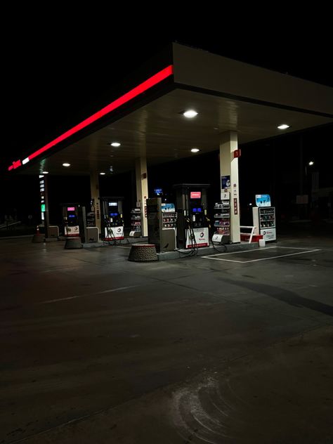 Service Station Aesthetic, Car At Gas Station At Night, Late Night Asthetics Photos, Gas Stations At Night, Night Gas Station Aesthetic, Late Night Gas Station Aesthetic, Late Night Gas Station, Gas Station Photos, Gas Station At Night