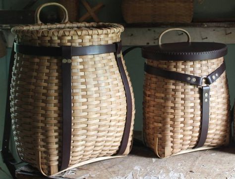 Object Lessons: The Enduring Adirondack Day Pack Basket - Remodelista Basket Weaving Diy, Basket Weaving Patterns, Willow Weaving, Basket Crafts, Object Lessons, Woven Baskets, Handmade Baskets, Birch Bark, Woven Basket