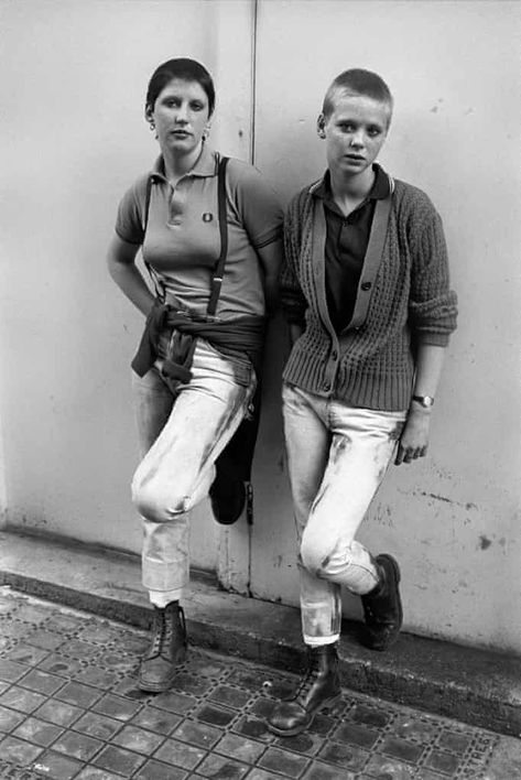 Derek Ridgers, Skinhead Fashion, Skinhead Girl, Rude Girl, Goth Shoes, Hippie Culture, Gothic Shoes, Mötley Crüe, Youth Culture