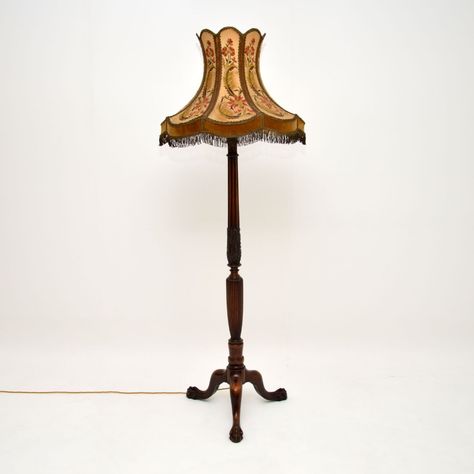 ANTIQUE CARVED MAHOGANY FLOOR LAMP WITH NEEDLEPOINT SHADE Mahogany Flooring, Unique Floor Lamps, Vintage Floor Lamp, Vintage Floor, Digital Planning, Antique Lighting, Unique Lamps, Screen Design, Stone Decor