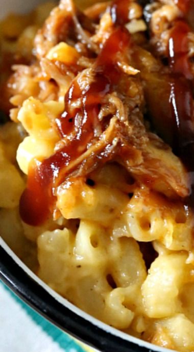 Pulled Pork Mac and Cheese (Piggy Mac) Pulled Pork Mac And Cheese, Pork Mac And Cheese, Pulled Pork Leftovers, Pulled Pork Recipes, Bbq Beef, Sharp Cheddar, Pork Dishes, Photo Edited, Cheese Recipes