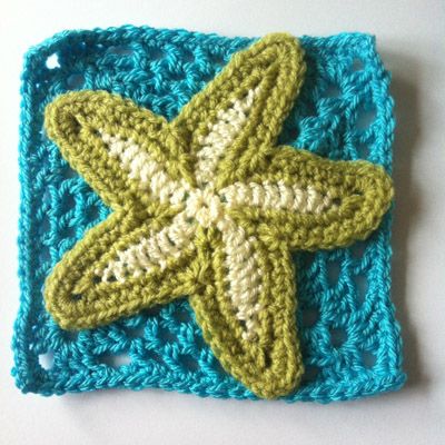 Starfish Square, I made this myself, no pattern available, Crochet Sea Life, Coastal Crochet, Crochet Sea Creatures, Mermaid Crochet, Mermaid Tears, Square Crochet Pattern, Spotify Playlist Covers, Crochet Blocks, Crocheting Ideas