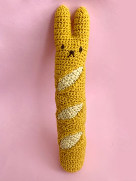 New Crochet Pattern: Bunny Baguettes – Twinkie Chan Blog Bread Crochet, Crochet Bread, Crochet Baguette, Frosted Animal Cookies, Twinkie Chan, Simply Crochet, Crocheting Projects, Creative Knitting, Colorful World