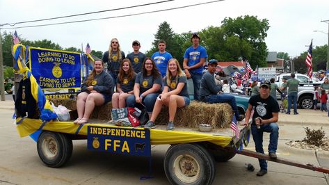 4h Parade Float Ideas, Agriculture Parade Float Ideas, Ffa Parade Float Ideas, Ffa Float Ideas For Parade, Ffa Homecoming Float, Ffa Scrapbook Ideas, Ffa Fundraiser, Ffa Memes Funny, Agriculture Education Classroom