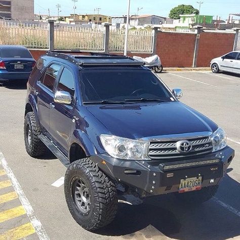 Fortuner 4x4, Toyota Sw4, Toyota Fortuner, Toyota 4x4, Camaro Zl1, Suv Trucks, Toyota Highlander, Toyota Hilux, Pickup Trucks