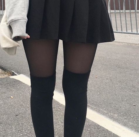 //4:11 pm// @emelyjette Thigh High Socks, Knee High Socks, Looks Vintage, Grunge Outfits, Thigh High, High Socks, Look Fashion, Aesthetic Clothes, Fashion Inspo Outfits