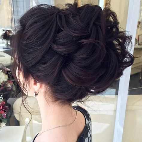 Wavy Updo For Thick Hair Updo Dark Hair, Updo For Thick Hair, Wavy Updo, Long Hair Care, Romantic Wedding Hair, Wavy Haircuts, Peinados Recogidos, Top Hairstyles, Wedding Hairstyles Updo