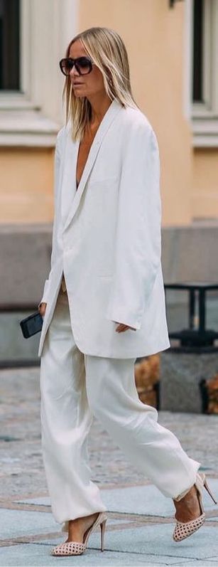 Total White Outfit, Oslo Fashion, Total White, White Outfit, White Outfits, Winter Looks, Outfits Casuales, Classy Outfits, Casual Chic