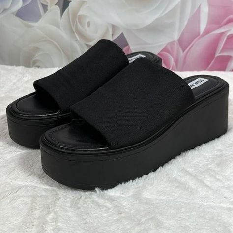 Steve Madden Scrunchy Chunky Platform Black Sandal Slides Y2k Vibes New Nwt Size 9 Brand New Never Worn - No Box Or Price Tag Included. 3 Inch Platform Style Tags: Y2k Retro Vibes, Vintage Style, Chunky Sandal, Platform Slide, 90s, Slinky Look A-Likes Chunky Platform Sandals Outfit, Black Platform Sandals Outfit, 90s Platform Sandals, Platform Sandals Outfit, Chunky Black Sandals, Sandal Slides, Chunky Platform Sandals, Black Platform Sandals, Steve Madden Sandals