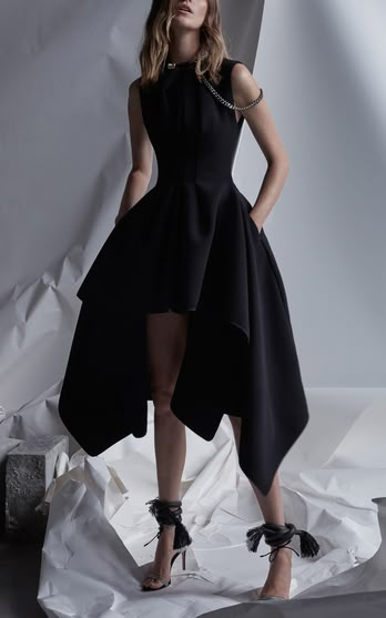 Toni Maticevski, Color Boards, Designer Evening Gowns, Plunge Dress, Cocktail Evening Dresses, Crepe Dress, Fashion Lookbook, Dark Fashion, Simple Jewelry