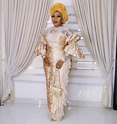 A Shape Gown Ankara, Shape Gown, Ankara Boubou, English Dresses, Gown Ankara, Asoebi Lace, Asoebi Style, Ladies Design, Lace Dress Classy