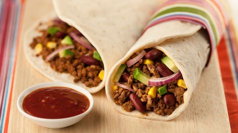 Recept na bezlepkový wrap s kukuřicí, fazolemi a mletým masem. Mexická chuť ve vaší kuchyni! Guacamole Bites, Spicy Guacamole, Authentic Mexican Recipes, Gluten Free Wraps, How To Make Tortillas, Mexican Beef, Burritos Recipe, Tacos And Burritos, Tortilla Recipe