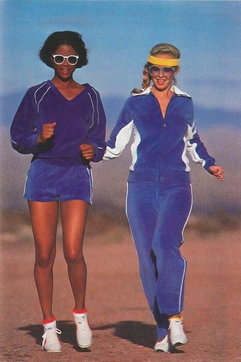 80s Sports Fashion, 80s Track Suit, 70s Sportswear, 1980s Fashion Trends, Sports Fashion Editorial, 90s Sportswear, 80s Women, Retro Sportswear, Vintage Sportswear