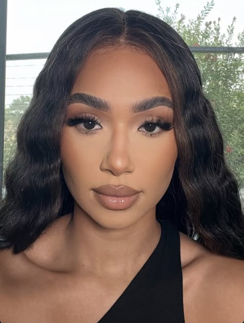 Makeup Looks Mixed Women, Alondra Dessy Makeup, Bridal Makeup For Brown Eyes Black Women, Soft Baddie Makeup Look, Brown Girl Wedding Makeup, Blue Makeup Natural, Soft Glam Makeup Black Women Light Skin, Soft Glam Makeup Brown Skin, Soft Wedding Makeup For Brown Eyes