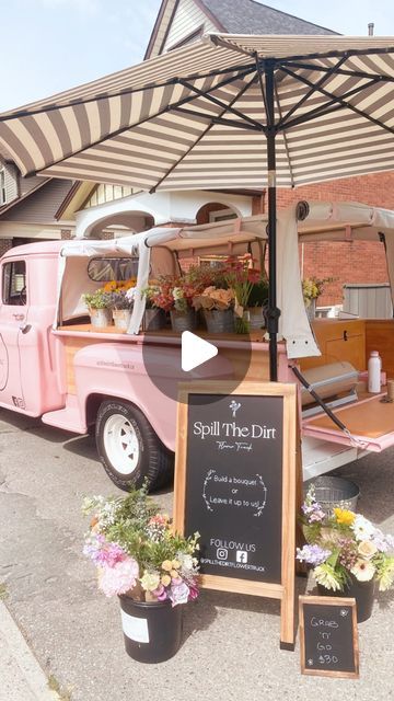 Truck Bed Trailer Flower Stand, Flower Truck Business, Bloom Bar, Flower Truck, Flower Business, Ordinary Life, Flower Stand, Life Moments, Flower Stands