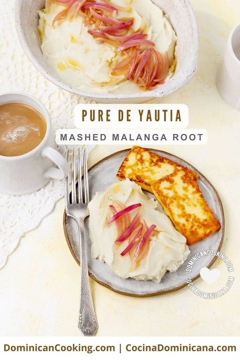 Mashed malanga root, onions and fried cheese. Malanga Recipes, Malanga Root, Mashed Plantains, Dominican Recipes, Fried Chips, Dominican Food, Potato Ricer, Root Vegetable, Braised Pork