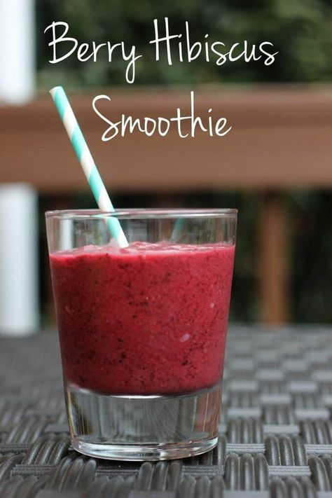 Hibiscus Smoothie, Hibiscus Tea Benefits, Amazing Smoothie Recipes, Berry Hibiscus, Tea Smoothie, Kat Diy, Sweet Smoothies, Drink Recipes Nonalcoholic, Hibiscus Tea